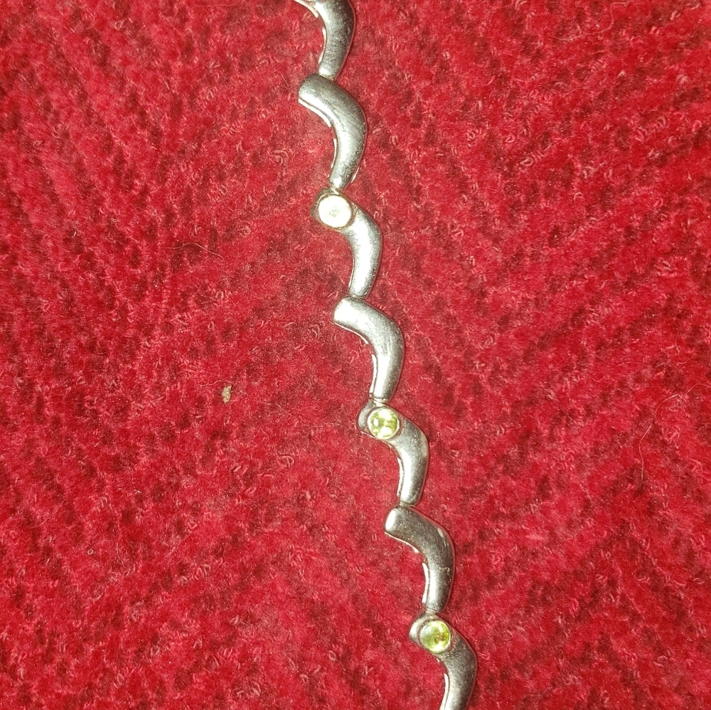 Sterling silver peridot 7"bracelet